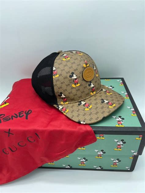 casquette mickey gucci